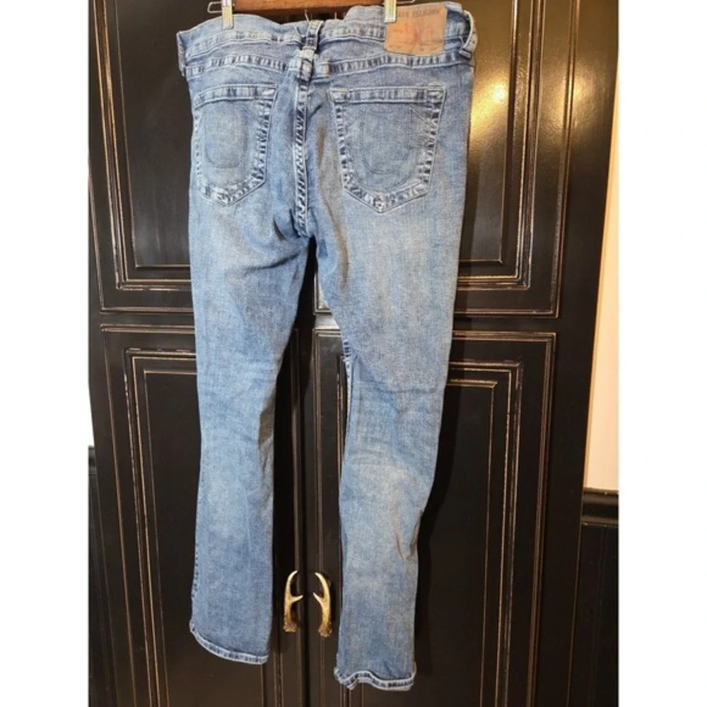 true religion Ricky Relaxed Straight 38x32, Distressed,‎ Holes,